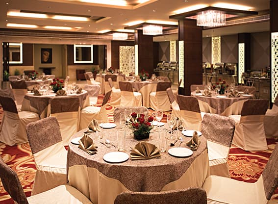 Lemon Tree Hotel Restaurants Alwar
